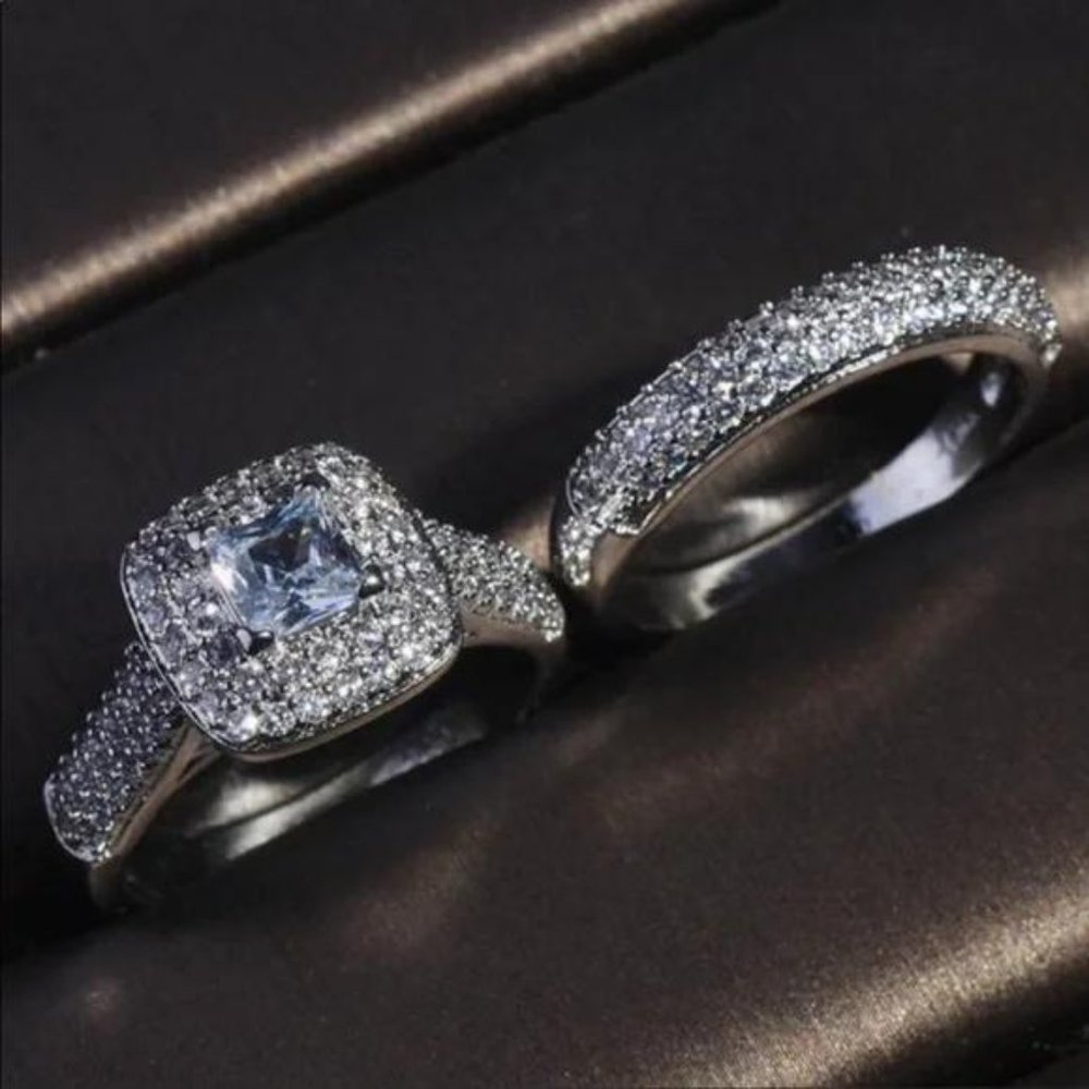 PRINCESS 925 STERLING SILVER DIAMOND HALO RING SET, CUTE RING, SHINY RING. - Picture 6 of 7